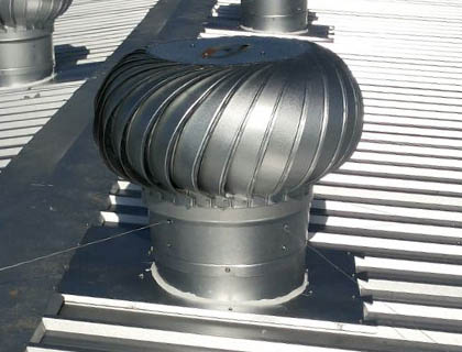 extractores eólicos galpón industrial